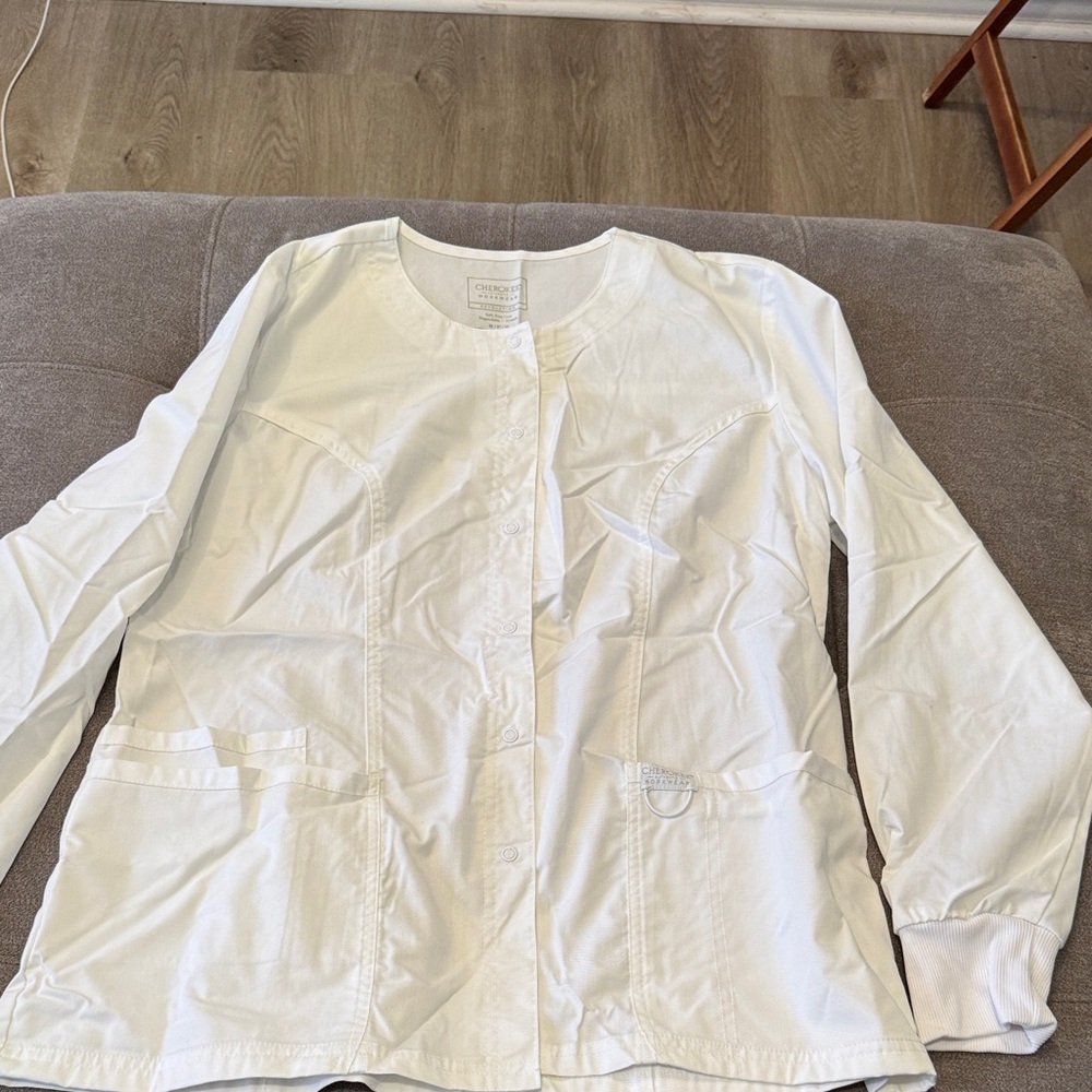 Women's White Long sleeve Scrub